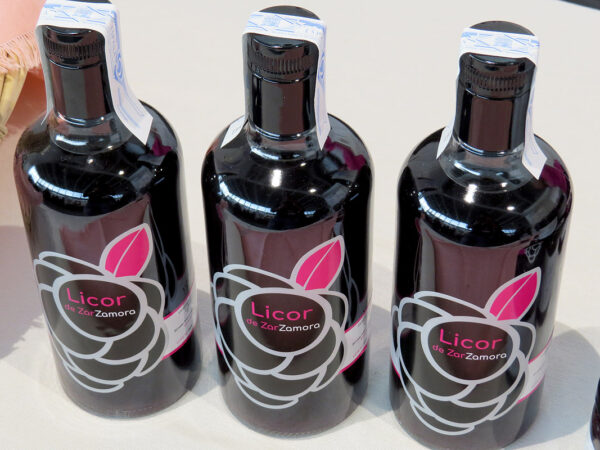 licor-agroberry-varias-botellas